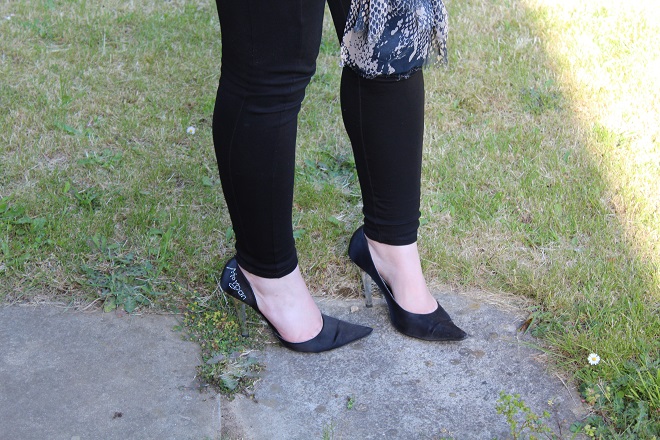 Simple Summer Work Style with Stiletto Heels & a Printed Scarf ...
